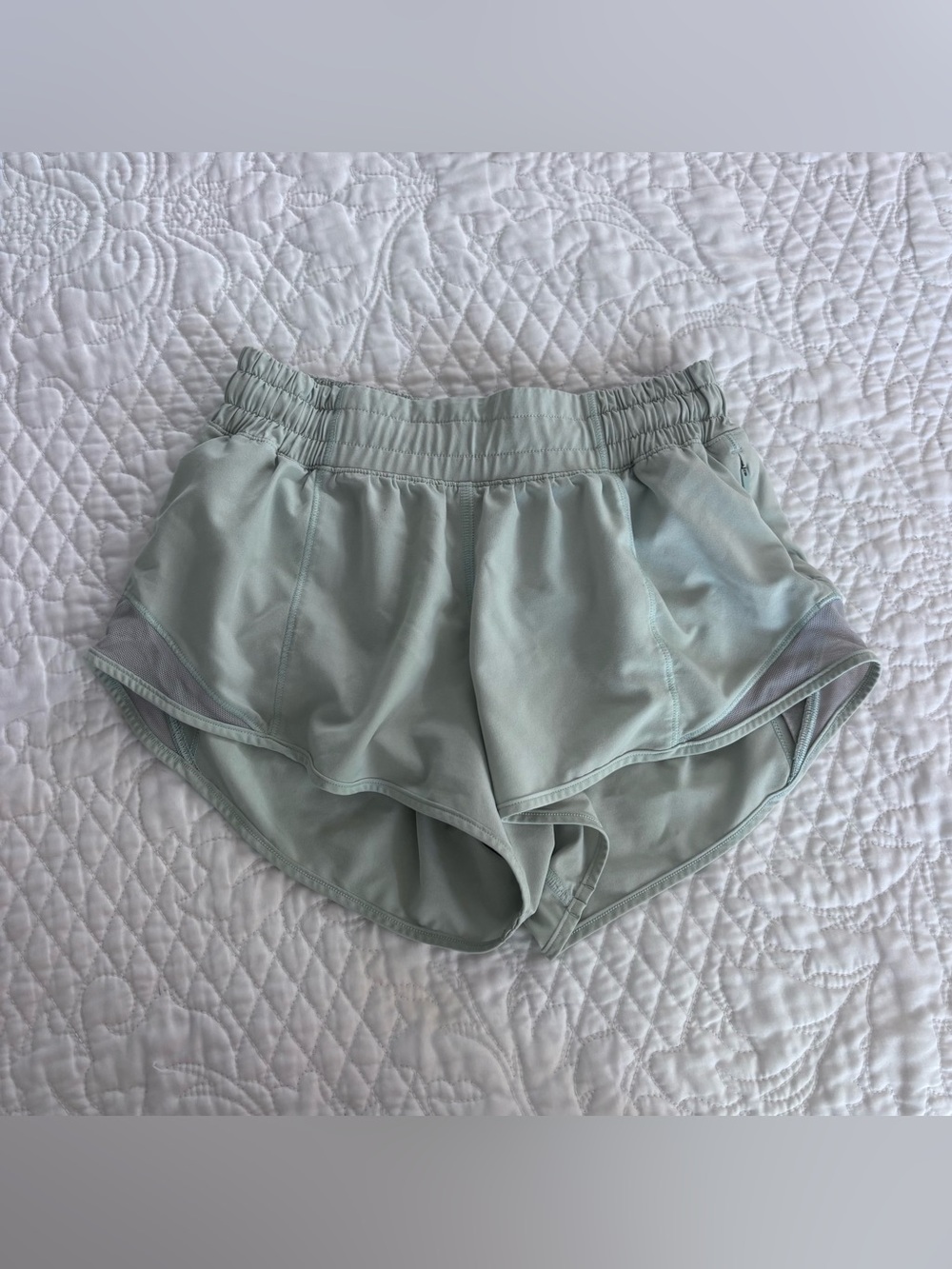 Lululemon Hotty Hot 2.5 in. | Delicate Mint